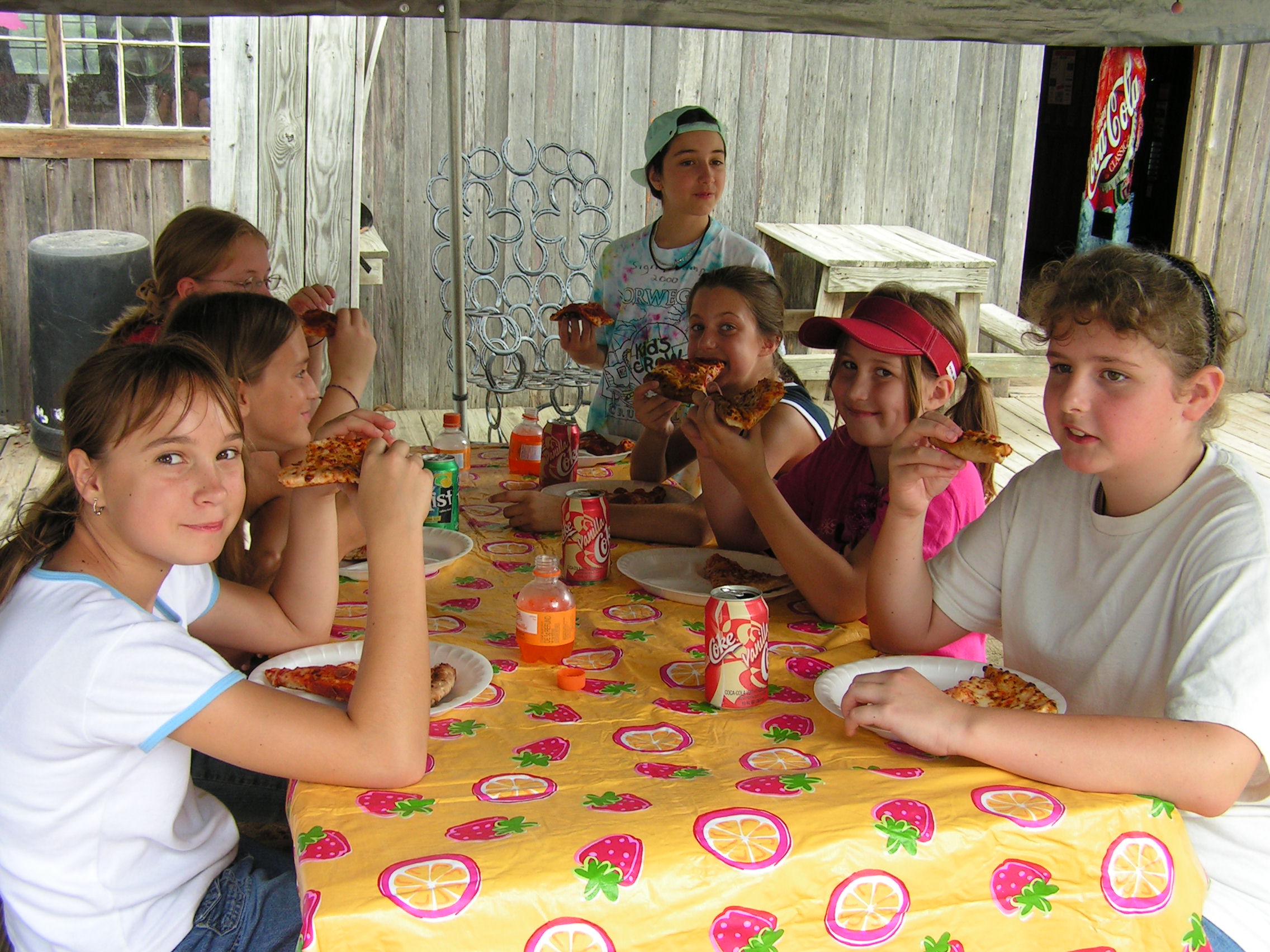 ./2004/J and H Stables/cars 11th horse party 04-0023.JPG